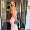 Lauren Jeffreys - @laurenjeffreys - Poshmark